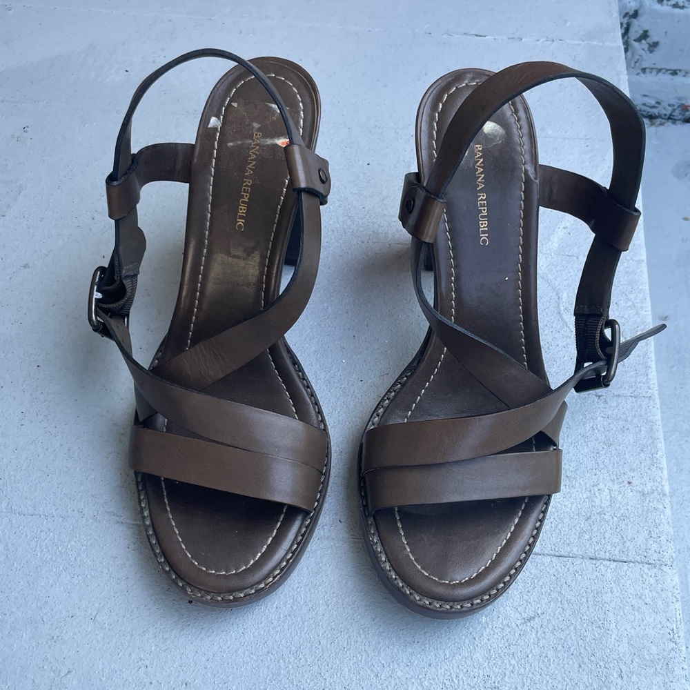 BANANA REPUBLIC Leather Strap Heels